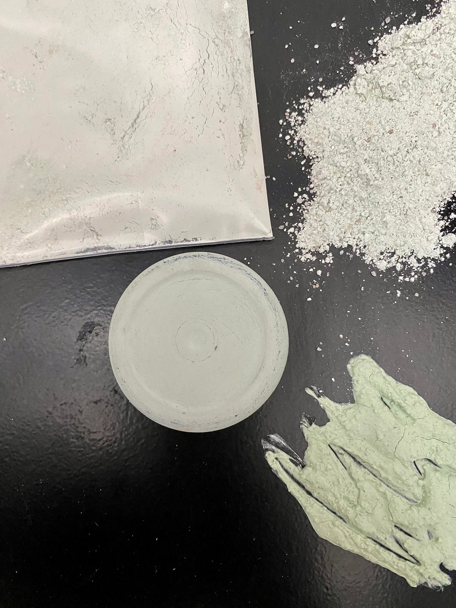 EMERALD ICE GROUT- (sanded / unsanded grout).Anti-fungus,with sealer.Floor and wall. grout ).Anti fungus ,with sealer