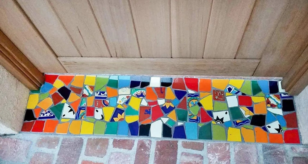 Broken China Mosaic Art and Crafts Supplies 4 Pounds Bulk Random Mix of  Thick Chunky Tiles 